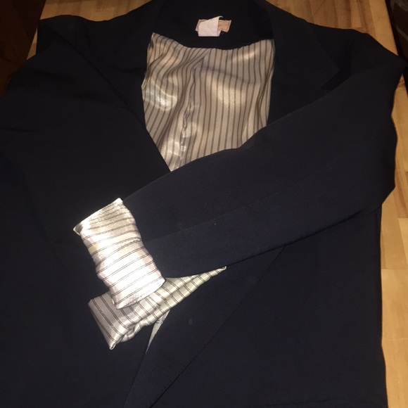 Navy blue blazer with pinstripe detailing. - Picture 5 of 6